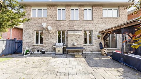 Photo 48 at 40 Chateau Drive, Vellore Village, Vaughan