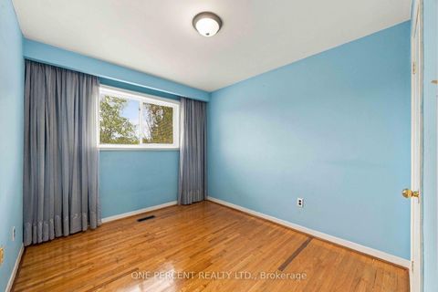 Photo 14 at 37 Wilmont Drive, Black Creek, Toronto
