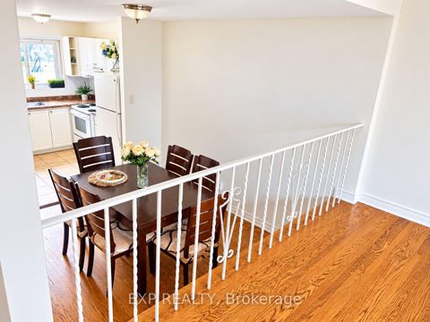 Photo 4 at 111 - 55 Godstone Road, Don Valley Village, Toronto