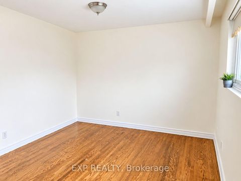 Photo 6 at 111 - 55 Godstone Road, Don Valley Village, Toronto