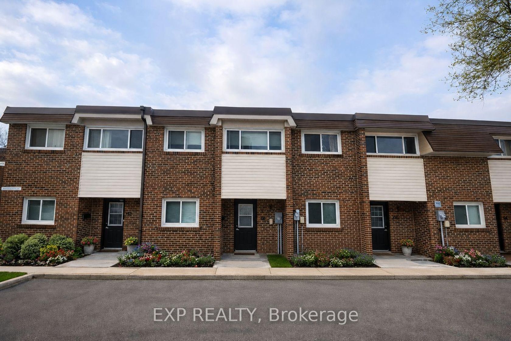 111 - 55 Godstone Road, Don Valley Village, Toronto 
