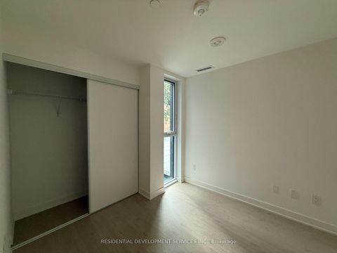 Photo 7 at 405 - 65 Mutual Street, Yonge Corridor, Toronto