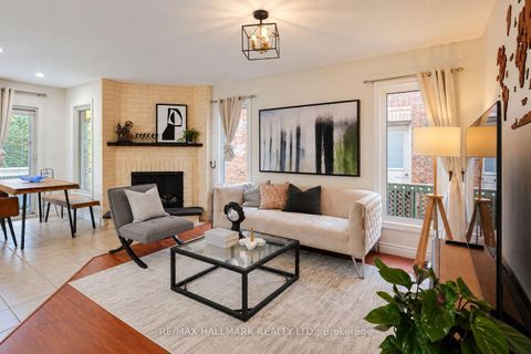 Photo 11 at 14 Crawford Rose Drive, Aurora Heights, Aurora