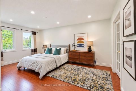 Photo 19 at 14 Crawford Rose Drive, Aurora Heights, Aurora