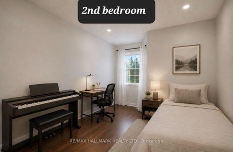 Photo 15 at 70 - 190 Harding Boulevard W, North Richvale, Richmond Hill