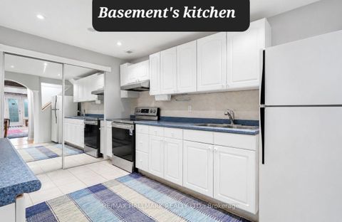 Photo 23 at 70 - 190 Harding Boulevard W, North Richvale, Richmond Hill