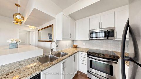 Photo 12 at 402 - 500 St Clair Avenue W, Cedarvale, Toronto