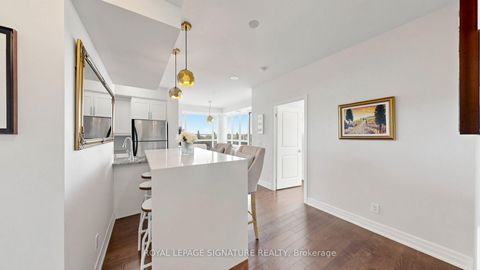 Photo 16 at 402 - 500 St Clair Avenue W, Cedarvale, Toronto