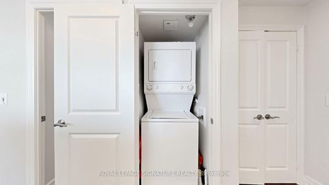Photo 32 at 402 - 500 St Clair Avenue W, Cedarvale, Toronto