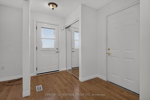 Photo 3 at 162 Madelaine Drive, Painswick South, Barrie