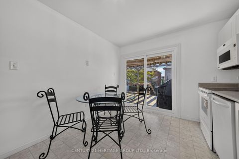 Photo 11 at 162 Madelaine Drive, Painswick South, Barrie