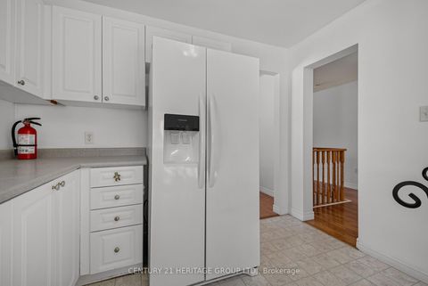 Photo 13 at 162 Madelaine Drive, Painswick South, Barrie