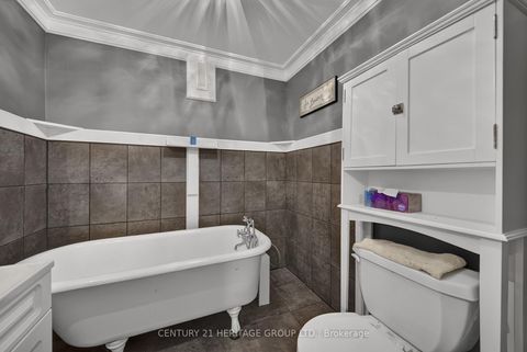 Photo 31 at 162 Madelaine Drive, Painswick South, Barrie