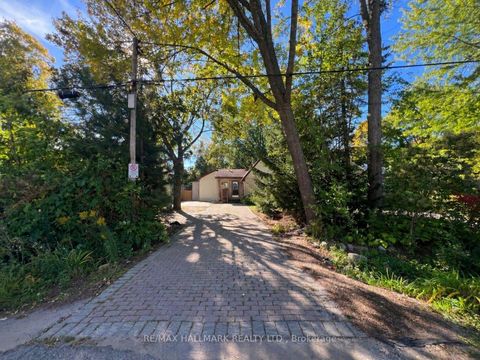 Photo 13 at 36 FERGUS Avenue N, Oak Ridges Lake Wilcox, Richmond Hill
