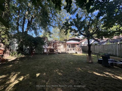 Photo 16 at 36 FERGUS Avenue N, Oak Ridges Lake Wilcox, Richmond Hill