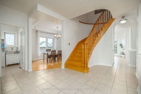 Photo 8 at 21 Silvercreek Crescent, Ardagh, Barrie