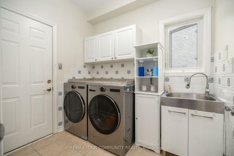 Photo 18 at 21 Silvercreek Crescent, Ardagh, Barrie