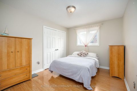 Photo 25 at 21 Silvercreek Crescent, Ardagh, Barrie