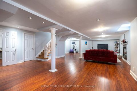 Photo 28 at 21 Silvercreek Crescent, Ardagh, Barrie