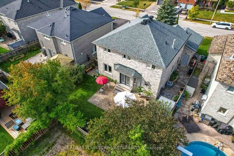 Photo 37 at 21 Silvercreek Crescent, Ardagh, Barrie