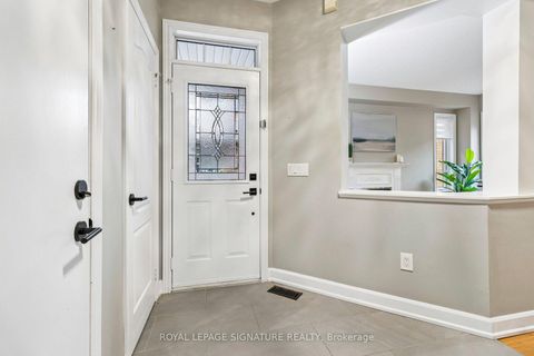 Photo 3 at 19 Ballymore Drive, Bayview Wellington, Aurora