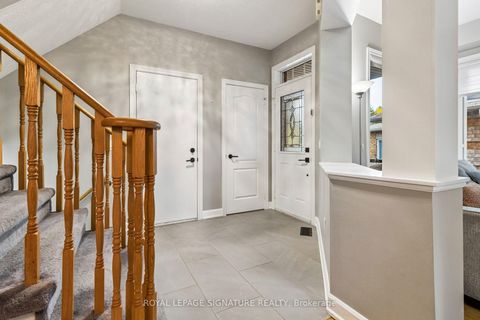 Photo 4 at 19 Ballymore Drive, Bayview Wellington, Aurora