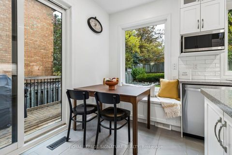 Photo 16 at 19 Ballymore Drive, Bayview Wellington, Aurora