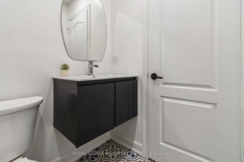 Photo 21 at 19 Ballymore Drive, Bayview Wellington, Aurora