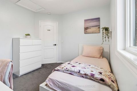 Photo 27 at 19 Ballymore Drive, Bayview Wellington, Aurora