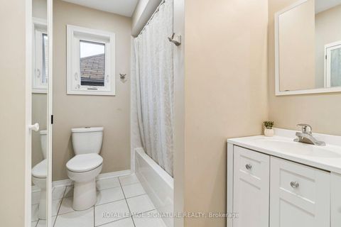 Photo 28 at 19 Ballymore Drive, Bayview Wellington, Aurora