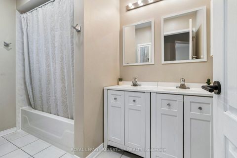 Photo 29 at 19 Ballymore Drive, Bayview Wellington, Aurora