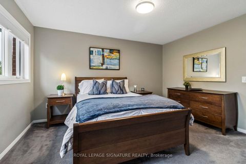 Photo 31 at 19 Ballymore Drive, Bayview Wellington, Aurora