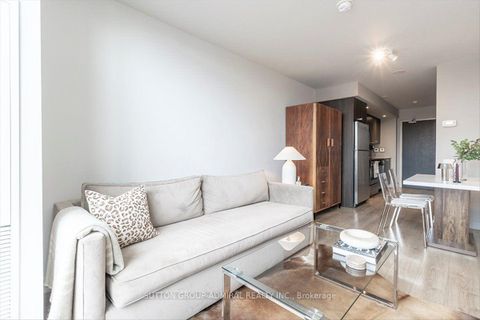 Photo 6 at 221 - 775 King Street W, Niagara, Toronto