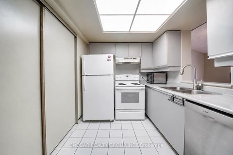 Photo 4 at 313 - 6 Humberline Drive, Clairville, Toronto