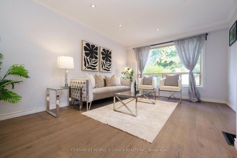 Photo 4 at 172 Hollyberry Trail, Hillcrest Village, Toronto