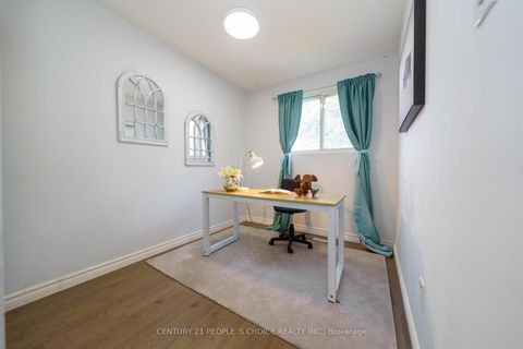 Photo 16 at 172 Hollyberry Trail, Hillcrest Village, Toronto