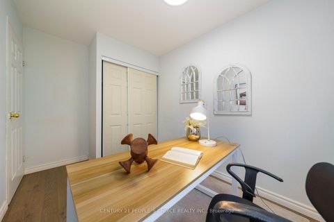 Photo 18 at 172 Hollyberry Trail, Hillcrest Village, Toronto