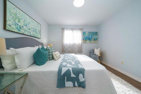 Photo 21 at 172 Hollyberry Trail, Hillcrest Village, Toronto