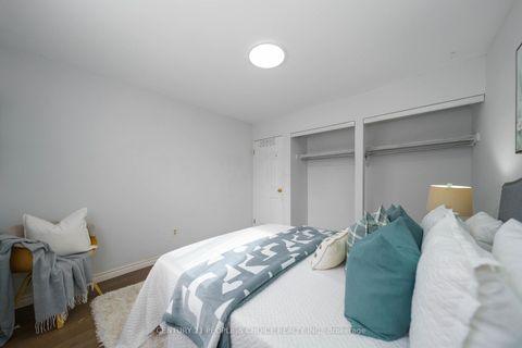 Photo 24 at 172 Hollyberry Trail, Hillcrest Village, Toronto