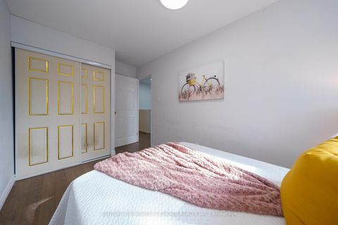 Photo 27 at 172 Hollyberry Trail, Hillcrest Village, Toronto