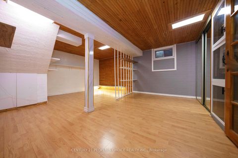 Photo 32 at 172 Hollyberry Trail, Hillcrest Village, Toronto
