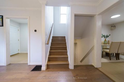 Photo 43 at 172 Hollyberry Trail, Hillcrest Village, Toronto