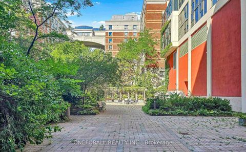 Photo 27 at 633 - 222 The Esplanade, Waterfront Communities C8, Toronto
