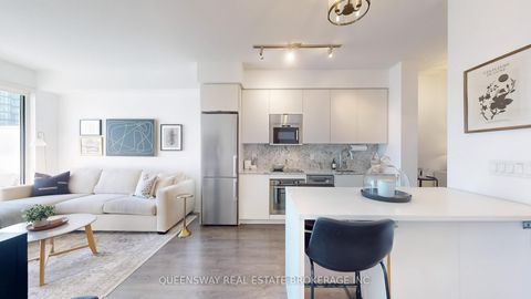 Photo 16 at 1605 - 101 Erskine Avenue, Mount Pleasant West, Toronto