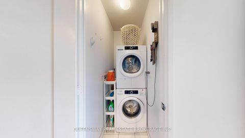 Photo 25 at 1605 - 101 Erskine Avenue, Mount Pleasant West, Toronto