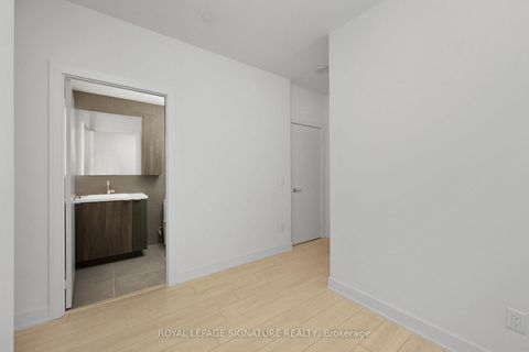 Photo 17 at 525 - 15 Mercer Street, Waterfront Communities C1, Toronto
