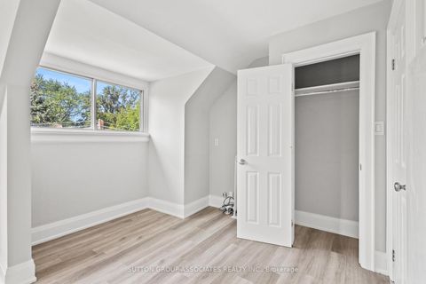 Photo 8 at 415 Brunswick Avenue, Annex, Toronto