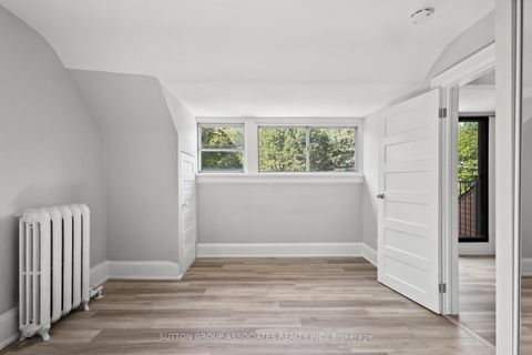 Photo 10 at 415 Brunswick Avenue, Annex, Toronto