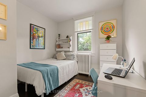 Photo 18 at 174 Heward Avenue, South Riverdale, Toronto