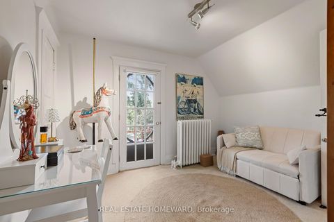 Photo 26 at 174 Heward Avenue, South Riverdale, Toronto